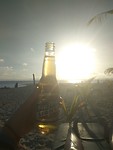 Pilsje bij de laatste zonsondergang op Modessa