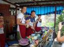 Canadese vrienden achter de wok