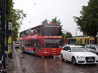 De hop-on hop-off bus