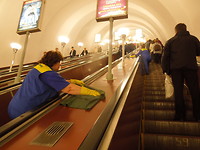 De metro roltrap