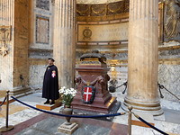 Graftombe koning Emanuel 2. in het Pantheon