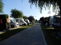 Rimini campercampingstraatje richting rechts
