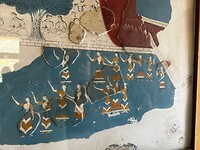 Dansende vrouwen, mannen kijken toe, Knossos