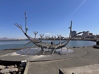 Kunstwerk aan de boulevard Saebraut