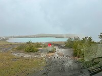 Een blauw warm water meertje (38 - 41 graadjes)