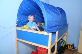 Dit is mijn Grote Nieuwe bed!!!