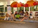 464 Singapore, Hostel terras