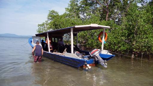 482 Bunaken, Going on a Dive