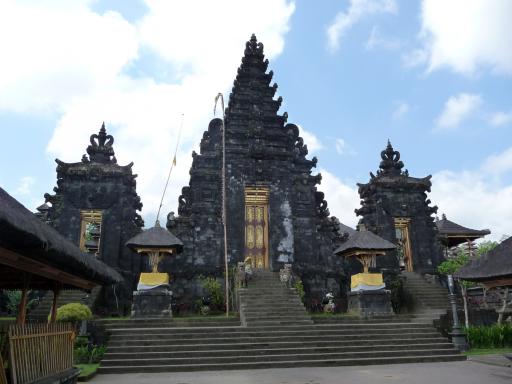 609 Bali, Pura Besakih