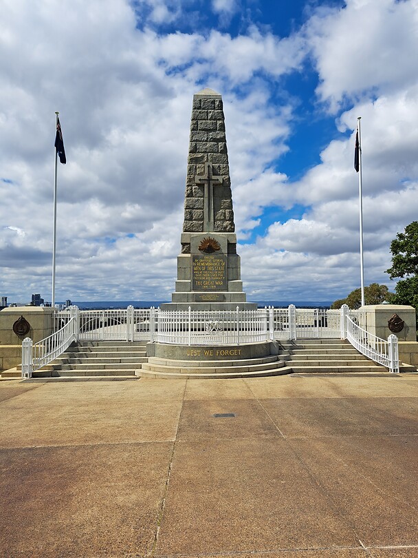 020423_KINGS PARK_BOTANIC GARDEN_08