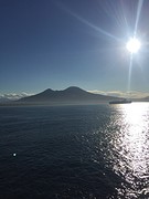 De Vesuvius bij zonsopgang