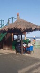 Een strand in Accra