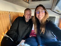In de slaapbus