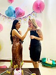 Bachelorette met bruid