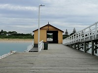 Efkes op de pier by Queenscliff