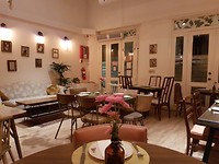 Top restaurant