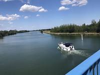 C15F3D26-4414-45F5-8CE0-870AA3759341