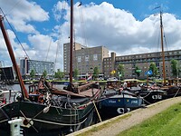 Ligplaats 8 Laakhaven Den Haag