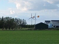 De beroemde Groningse windmolentjes (langs het Eemskanaal)