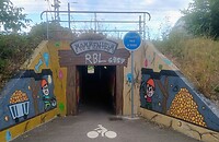 Hee, een goud- en diamantmijn onder station Mommenheim 🤑