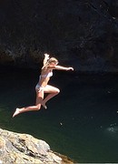 Joli springt