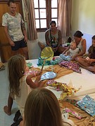 Kids cadeaus uitpakken 4