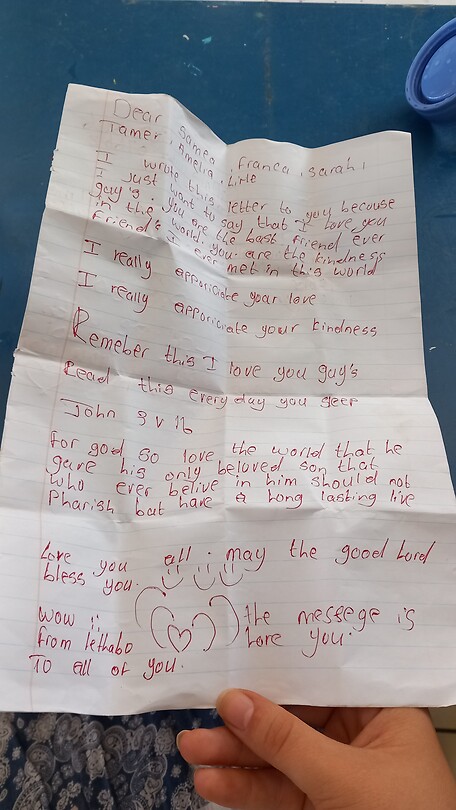 een van de cadeautjes die de lieve kindjes ons geven