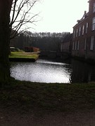Gracht bij het kasteel
