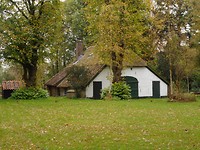 achtekant boerderij