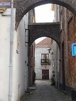 steegje bij Grote Kerkhof