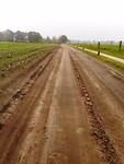 onverhard naar de volgende boerderij