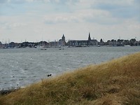 zicht op Monnickendam