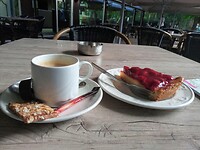 Koffie met taart bij Sint Walrick