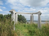 beeld op de Waaldijk