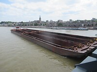 duwboot met 6 bakken