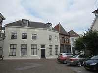 Tolstraat 15-23