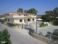 Capo Rizzuto, Casa Bahati (appartement linksboven)