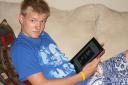 Het is een....iPad!! Yes!!