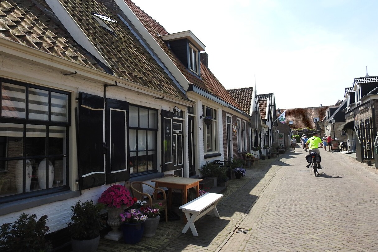 19. Het centrum van Oosterend