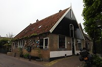 34. Schattig huisje in Oosterend