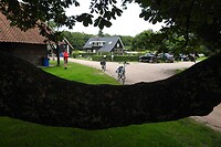 67. Bij boerderij Mossel een cache zoeken