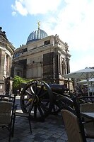 76. Een kanon op het terras en wat een uitzicht