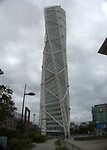 28. Turning Torso is 190 m hoog
