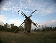 52. Eén van de vele molens op Öland