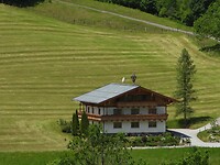 105. Boerderij met klokketoren in het Salzburger Land