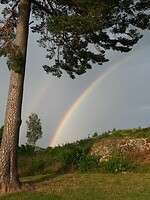 22. Een dubbele regenboog boven Noorwegen