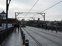 38. Over de Ponte Luis I brug naar Gaia