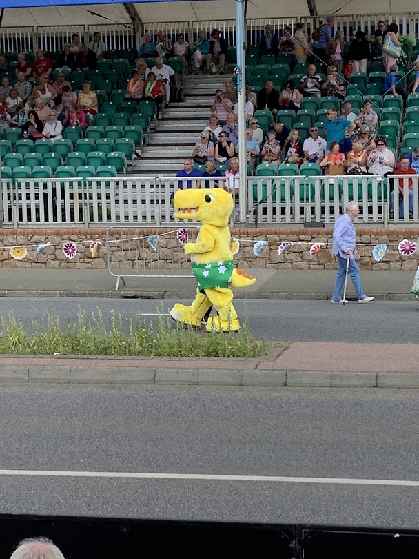 De bloemen krokodil