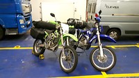 Alle motoren zijn aan boord.