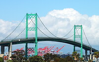 Vincent Thomas brug